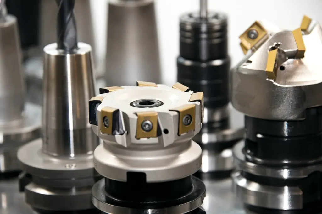 Milling cutters and tool holders